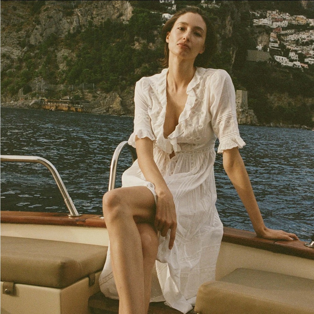 Like new Doen Rosabella Dress, worn once for family photos